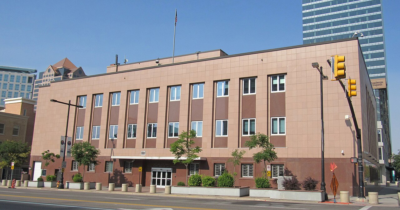 A Federal Reserve branch building